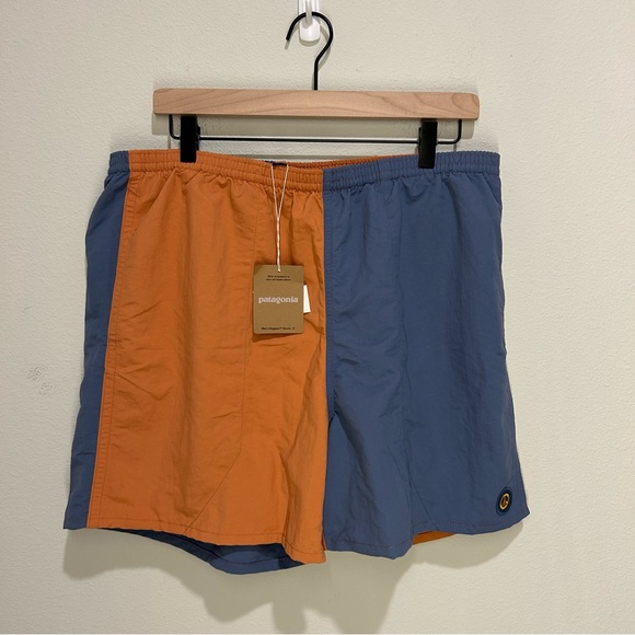 Patagonia Baggies Shorts 5" – Men’s Large – Utility Blue – Peace Patch – NWT - Picture 1 of 5